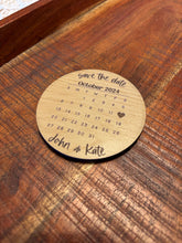 Load image into Gallery viewer, Save the date wood magnet | Wedding invitations | Personalized wedding magnet