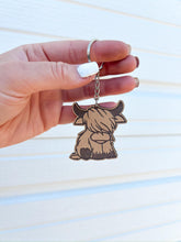 Load image into Gallery viewer, Highland cow keychain | wood keyring | animal keychain | Wall art